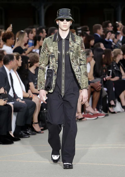 Look 19